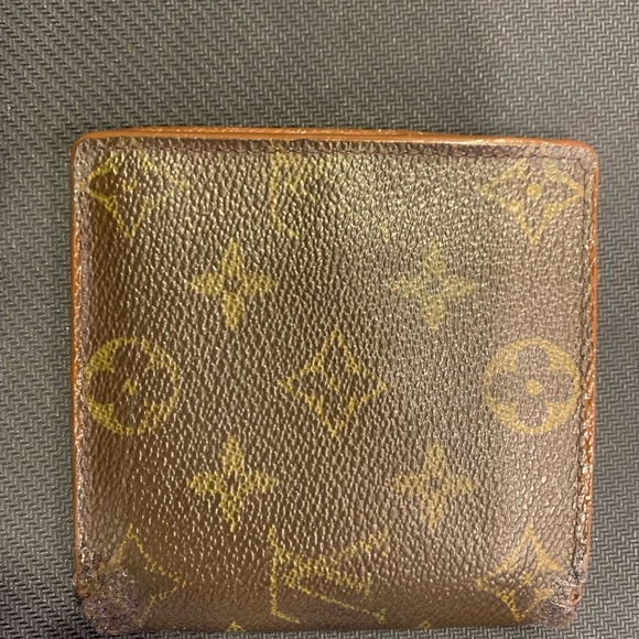 Louis Vuitton Monaghan Marco Bifold Wallet - Picture 12 of 16